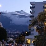 Puerto de la Cruz. Widok na wulkan Del Teide